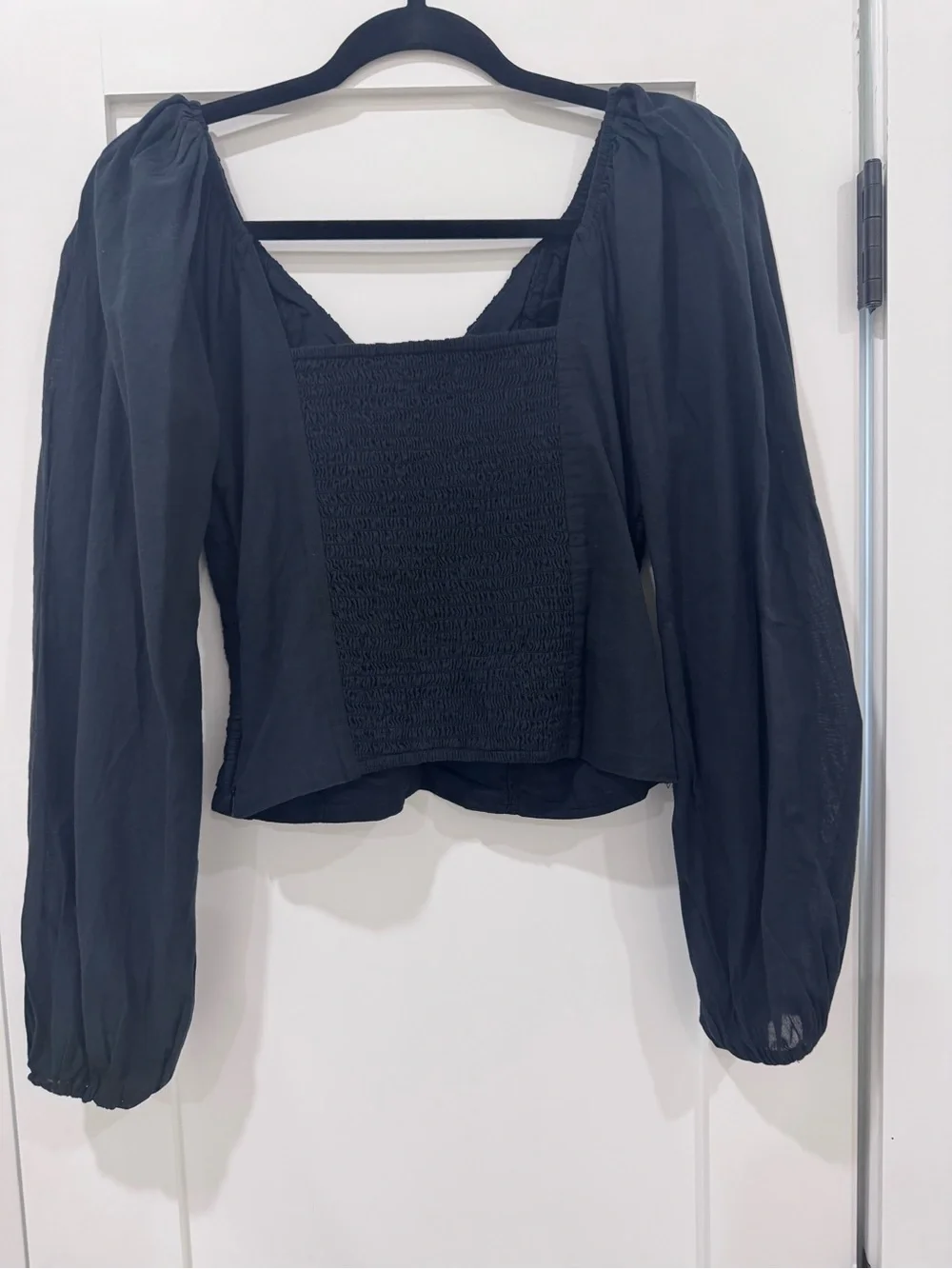 Abercrombie & Fitch Black Ruched V-Neck Long Sleeve Blouse